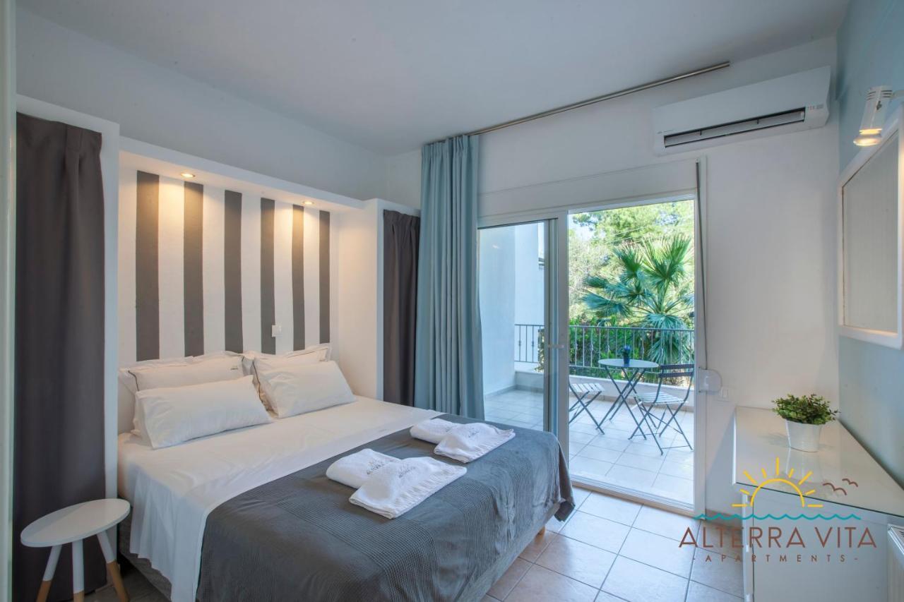 Alterra Vita Apartments Neos Marmaras Exterior photo